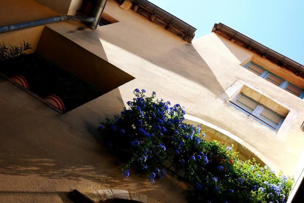 Appartement P2 De Charme - Centre-Ville Nîmes Buitenkant foto